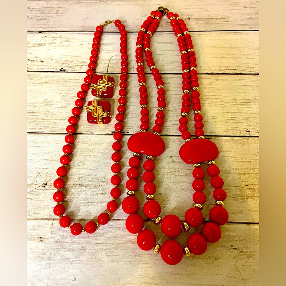 Vintage Red & Gold Necklace & Avon Clip On Earrings Set/Lot/Bunch